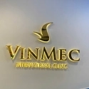 Bảng hiệu Vinmec