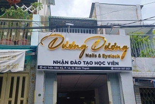 Bảng hiệu Nails Dương Dương