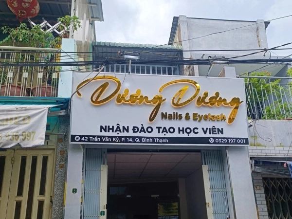Bảng hiệu Nails Dương Dương
